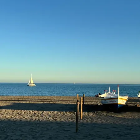 Carihuela Playa Nidos 1 トレモリノス