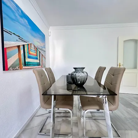 Apartment Carihuela Playa Nidos 1 *