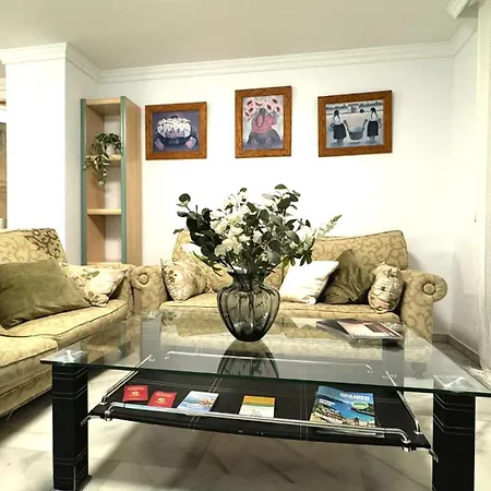 Апартаменти Carihuela Playa Nidos 1 *