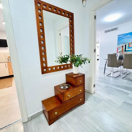 Carihuela Playa Nidos 1 Апартаменты