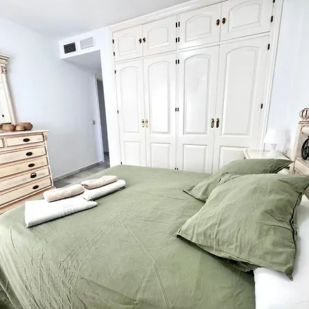 Carihuela Playa Nidos 1 *