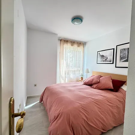 Carihuela Playa Nidos 1 Торремолинос