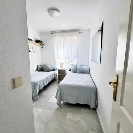 Carihuela Playa Nidos 1 Апартаменты