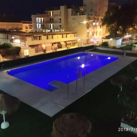 Carihuela Playa Nidos 1 Apartament *
