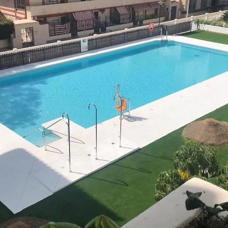 Carihuela Playa Nidos 1 公寓 *