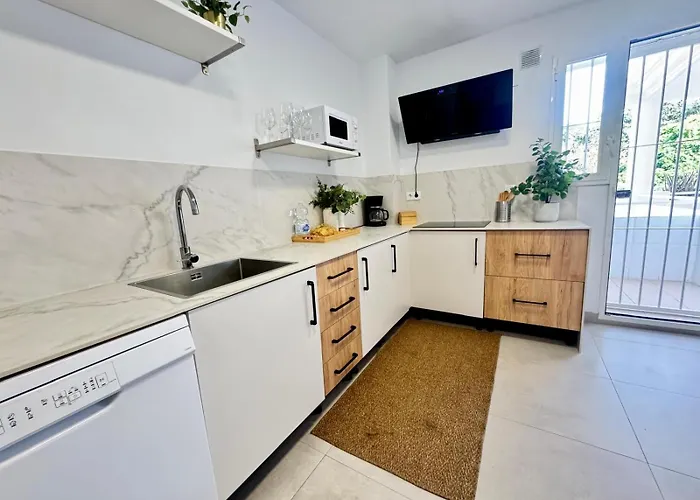 Carihuela Playa Nidos 1 Apartamento *