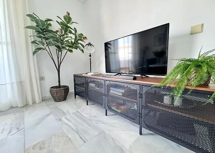 Carihuela Playa Nidos 1 Torremolinos