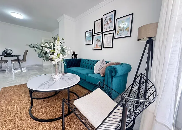 Carihuela Playa Nidos 1 Apartamento *