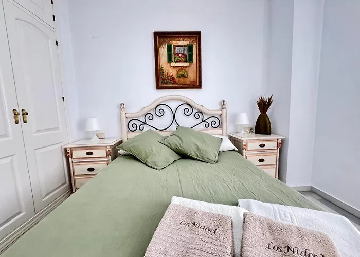 Carihuela Playa Nidos 1 Apartamento *