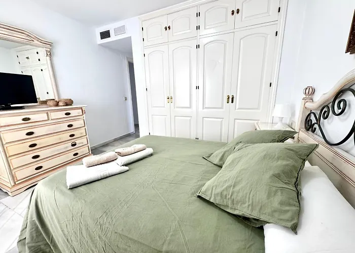 Carihuela Playa Nidos 1 *