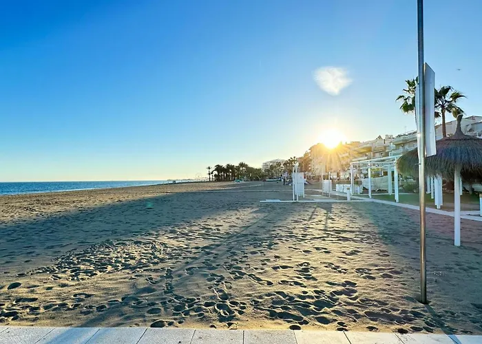 Carihuela Playa Nidos 1 * Torremolinos