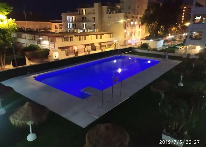 Carihuela Playa Nidos 1 Appartement *